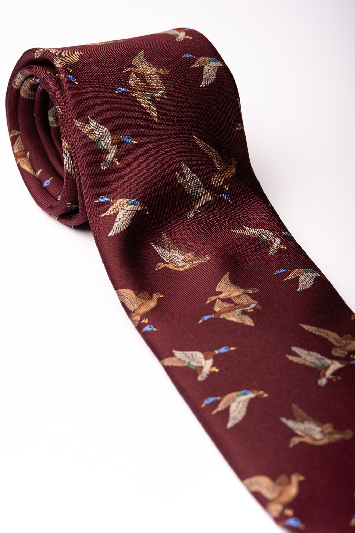 Corbata de seda impresa Hunting Burgundy / ASCOT x CASA SARTORIAL