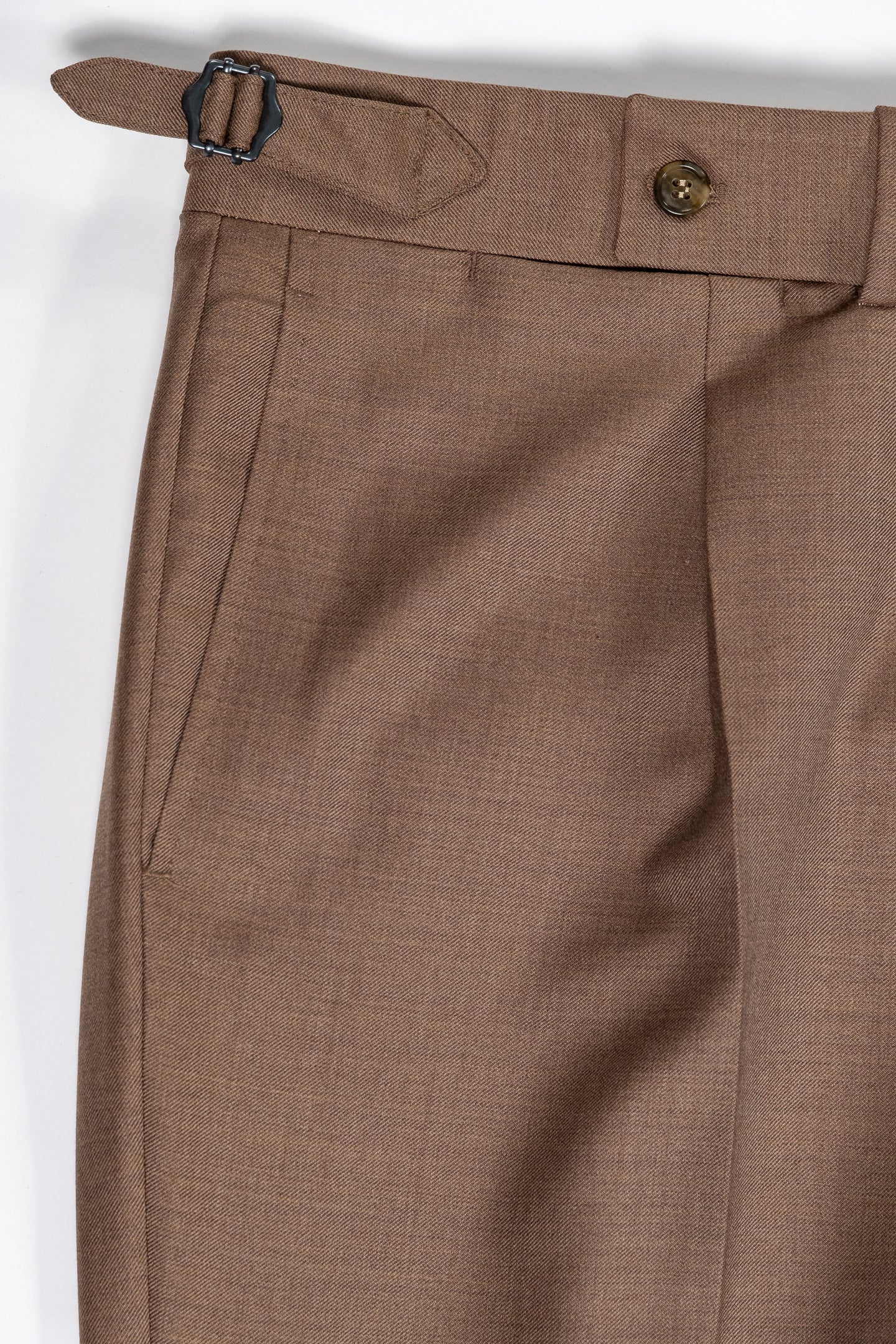 Pantalón de vestir Mod. 01 Cappuccino / CASA SARTORIAL